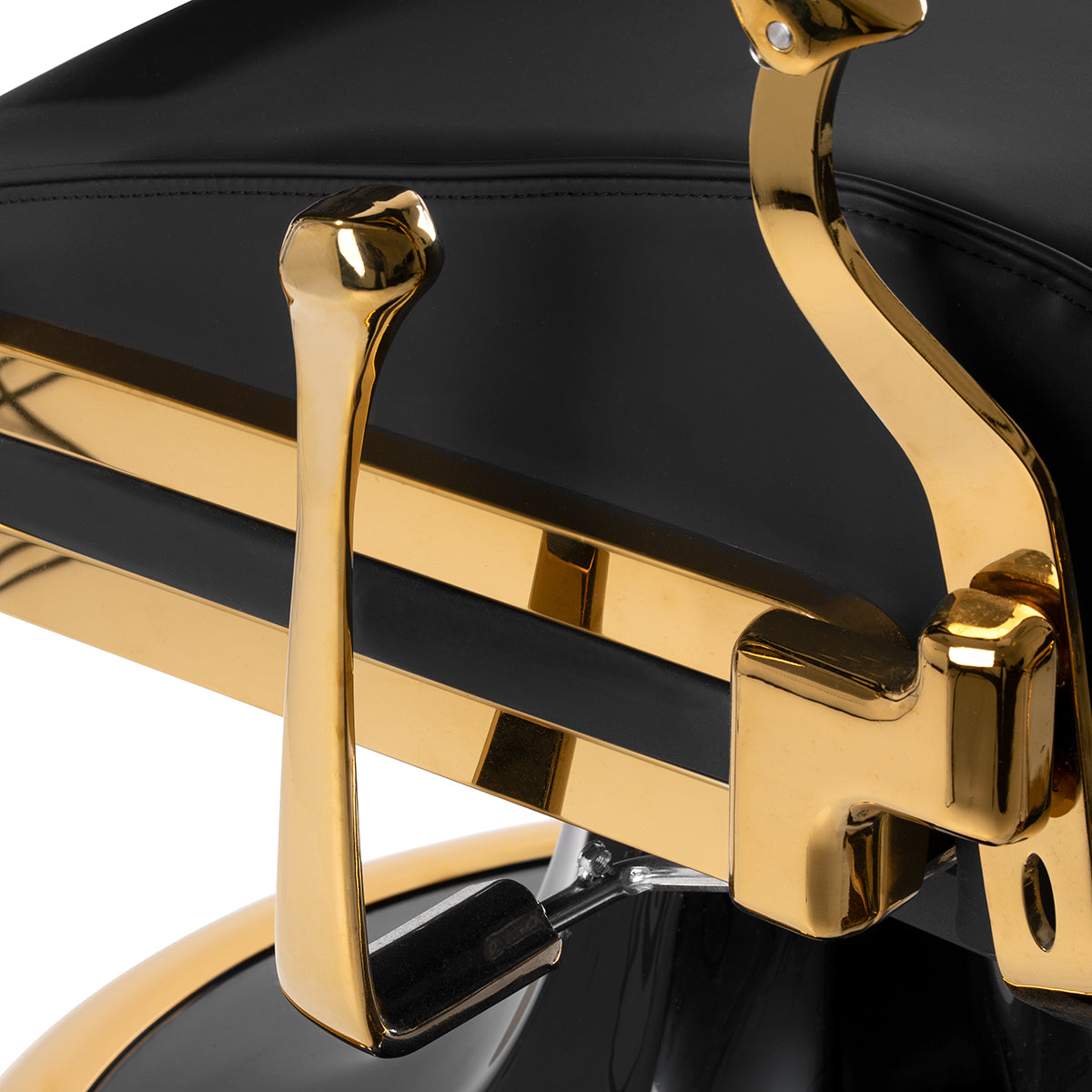 Gabbiano Leonardo Gold black barber chair with cushioned seat and backrest, adjustable armrests, suitable for barbershop furniture.
