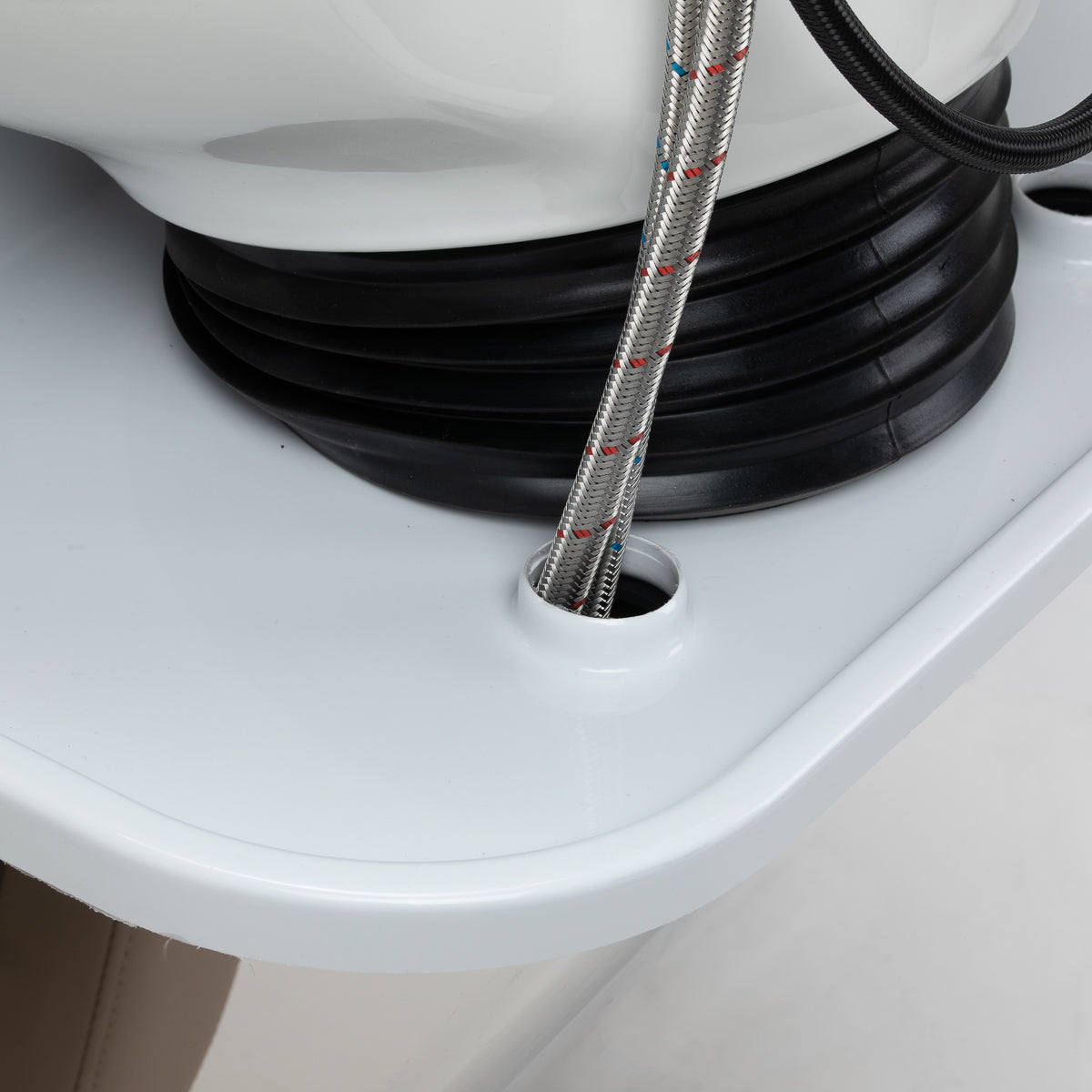 Gabbiano Ines Lavatesta Elettrico Con Massaggio – Beige · Dettaglio fissaggio