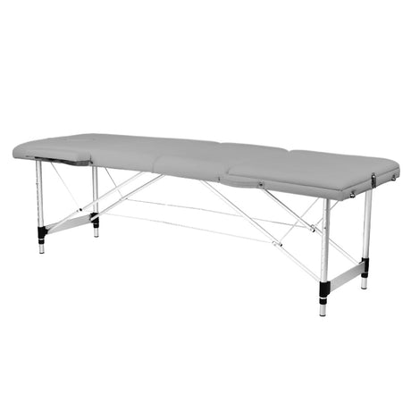 BALANCE lettino da massaggio pieghevole in alluminio a tre sezioni – Grigio; vista angolata, piano disteso