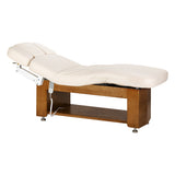 Sillon Leisure Premium SPA lounger in a beauty salon, featuring cushioned upholstery and adjustable headrest for client comfort