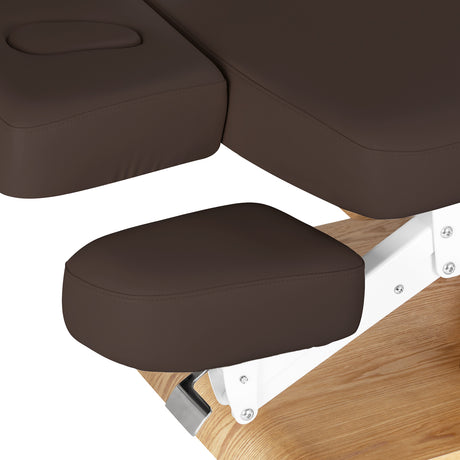 Sillon Relax · marrone scuro · dettaglio del rivestimento poggiatesta
