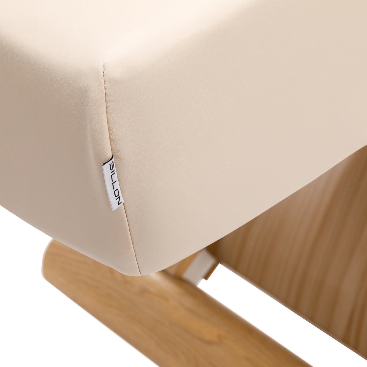 Sillon Siesta · crema · etichetta Sillon e cucitura