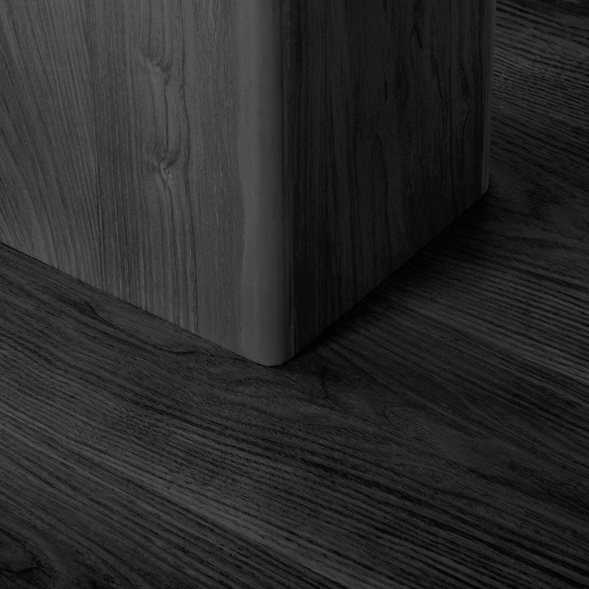Sillon Relax · bianco / nero · base in legno