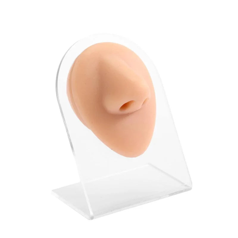 Modello di piercing al naso in silicone