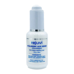 Rejuvi Siero All’Acido Ialuronico 30ml, Flacone con pompa