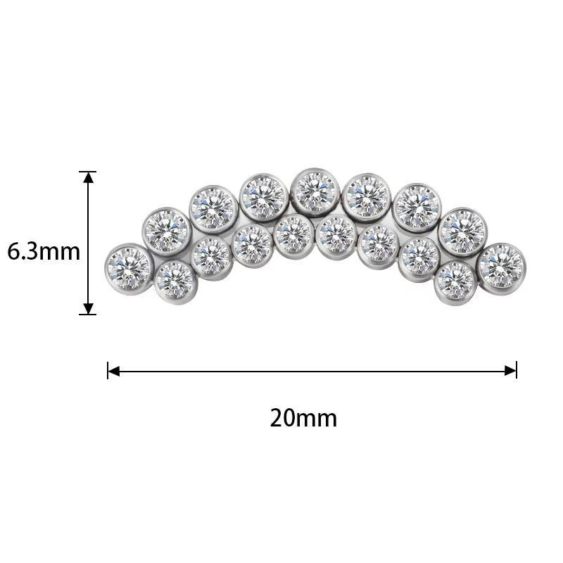 Anello in titanio con linea curva e castone